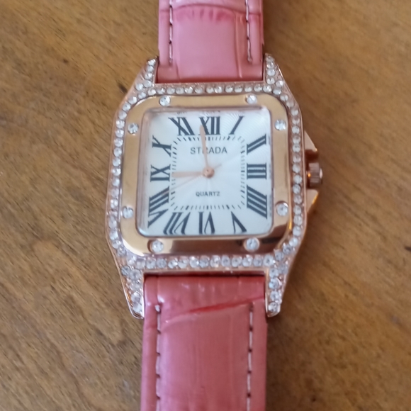 Rose gold & white crystal watch, leather strap - Picture 8 of 9